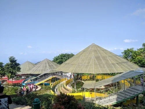 Taman Botani wisata Baturraden - CIMB Niaga