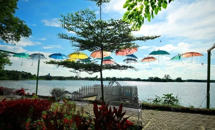 Danau Siombak tempat wisata di Medan - CIMB Niaga