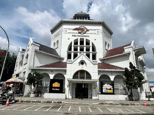 Pos Bloc tempat wisata di Medan - CIMB Niaga