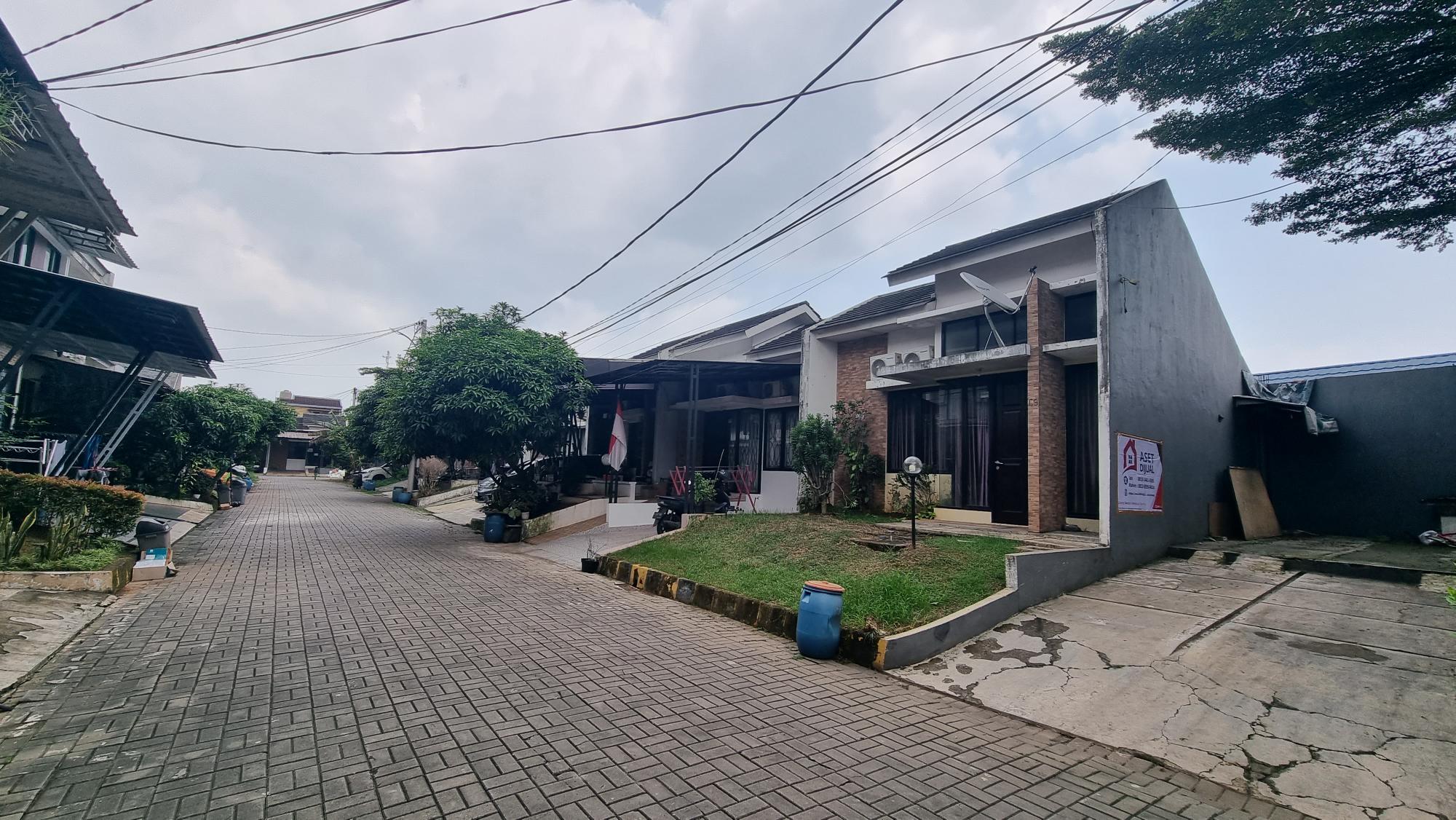 RUMAH TINGGAL 4